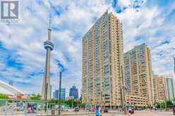 907 - 270 QUEENS QUAY Toronto