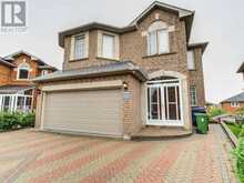 UPPER - 17 HULLEN CRESCENT Toronto