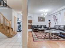 UPPER - 17 HULLEN CRESCENT Toronto