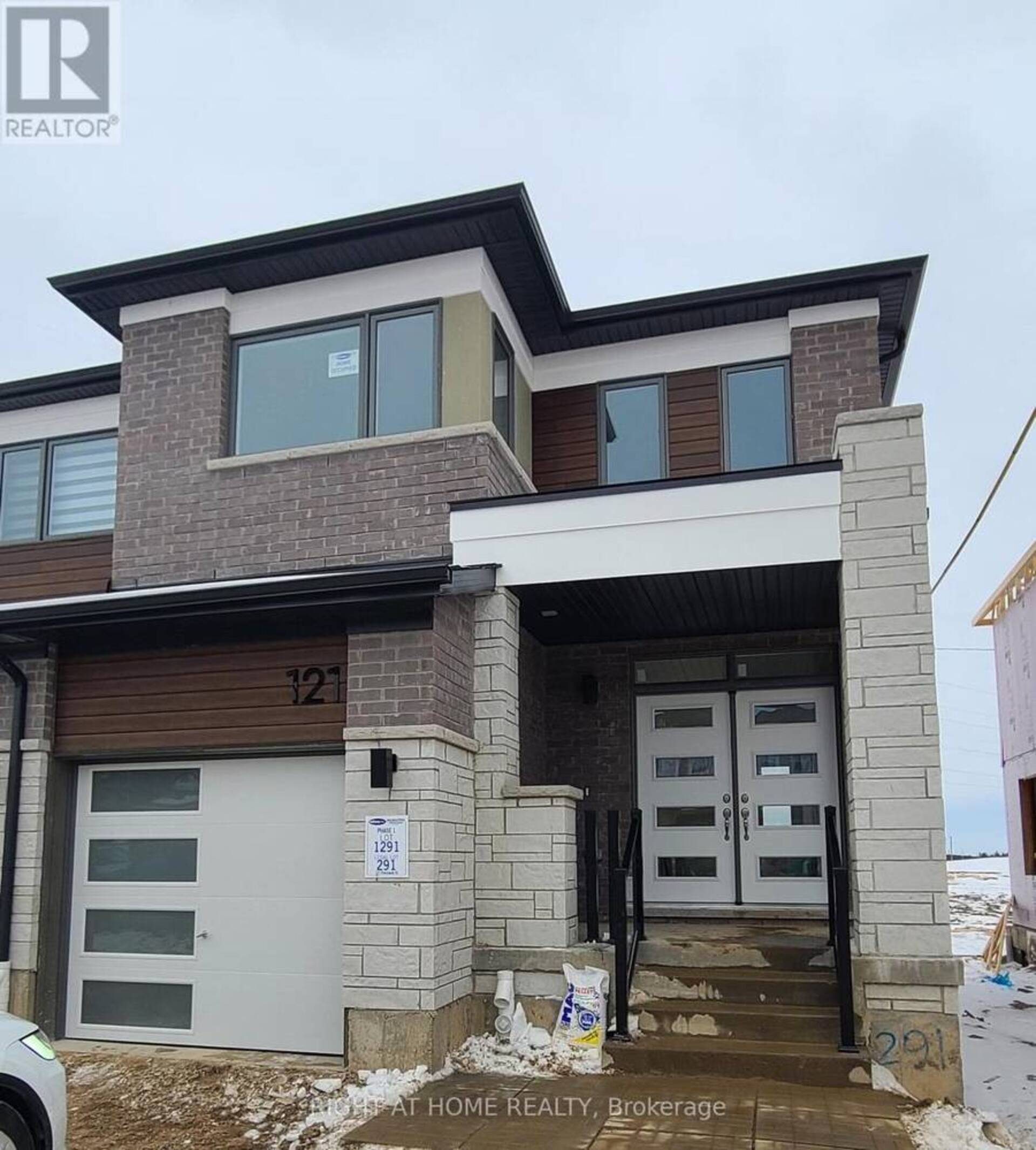 121 FORESTWALK STREET Kitchener