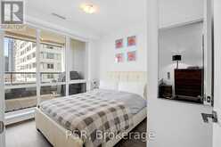 305 - 11 LILLIAN STREET Toronto