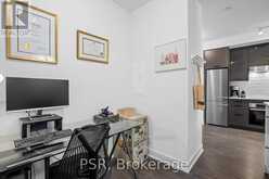 305 - 11 LILLIAN STREET Toronto