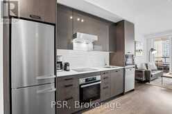 305 - 11 LILLIAN STREET Toronto