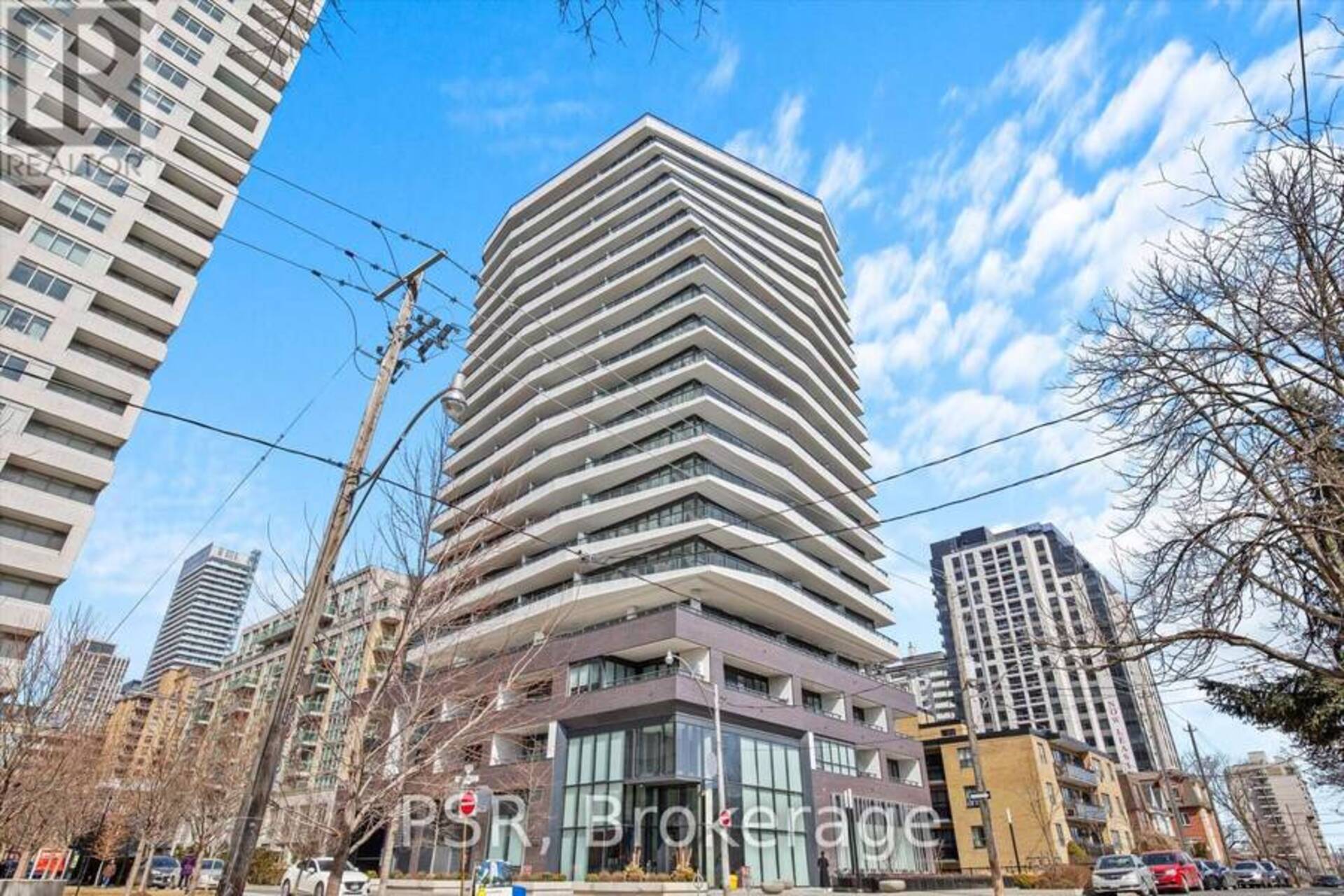 305 - 11 LILLIAN STREET Toronto