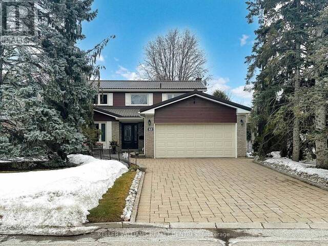 43 MAYVERN CRESCENT Richmond Hill Ontario