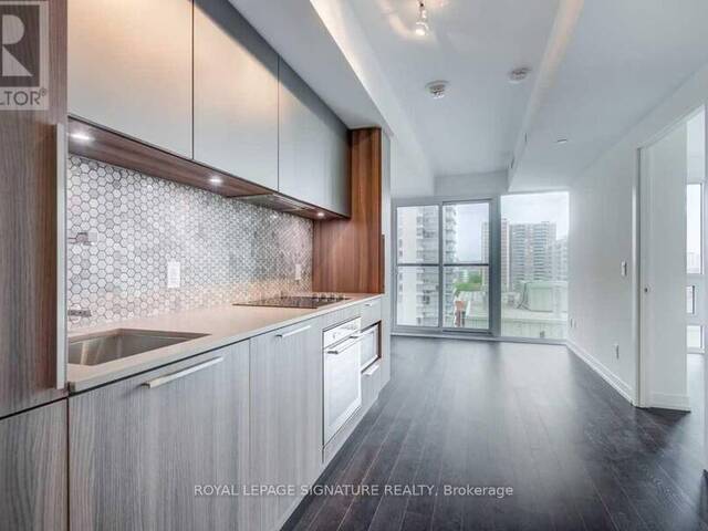 2715 - 85 WOOD STREET Toronto Ontario