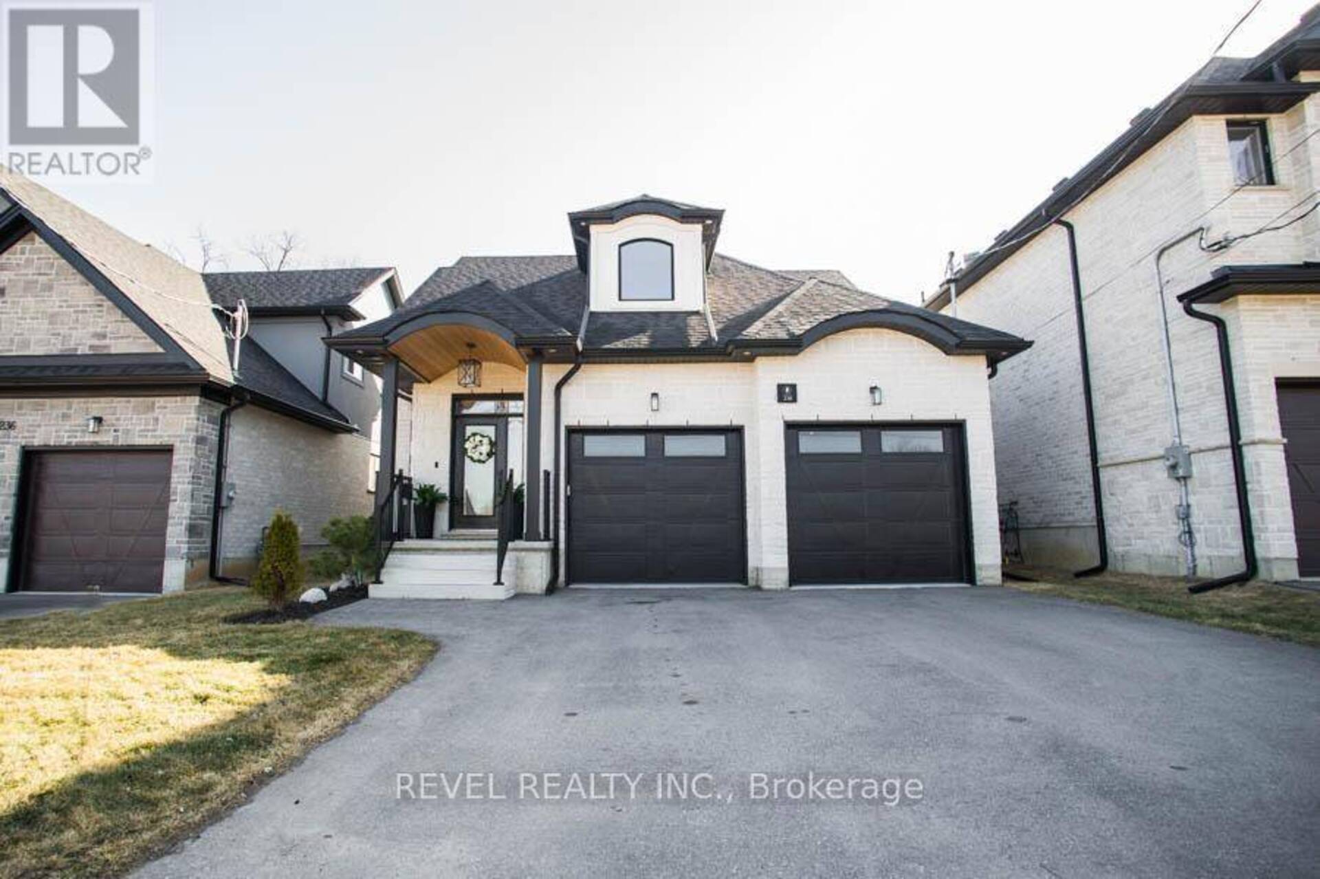 238 MOUNT PLEASANT STREET Brantford