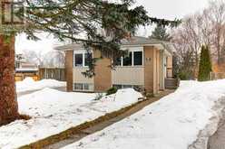 4 BROMTON DRIVE Toronto