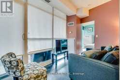 805 - 15 BRUYERES MEWS Toronto