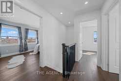 7 HAWTIN LANE Aurora