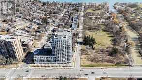 520 - 3865 LAKE SHORE BOULEVARD W Toronto