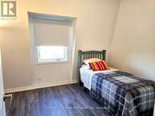 ROOM4 - 10 SPRUCE PINES CRESCENT Toronto