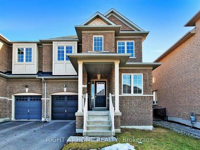 15 WALLWARK STREET Aurora Ontario