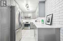 732 - 73 MC CAUL STREET Toronto