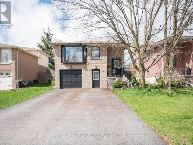 LOWER - 830 MERRITT DRIVE Milton Ontario