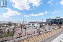 625 - 230 QUEENS QUAY W Toronto