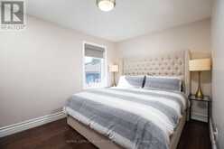 22 EDGECROFT ROAD Toronto