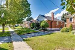 22 EDGECROFT ROAD Toronto