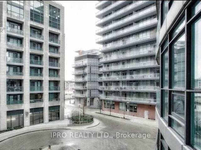 413 - 600 FLEET STREET W Toronto Ontario