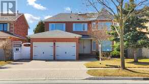 172 MANHATTAN DRIVE Markham