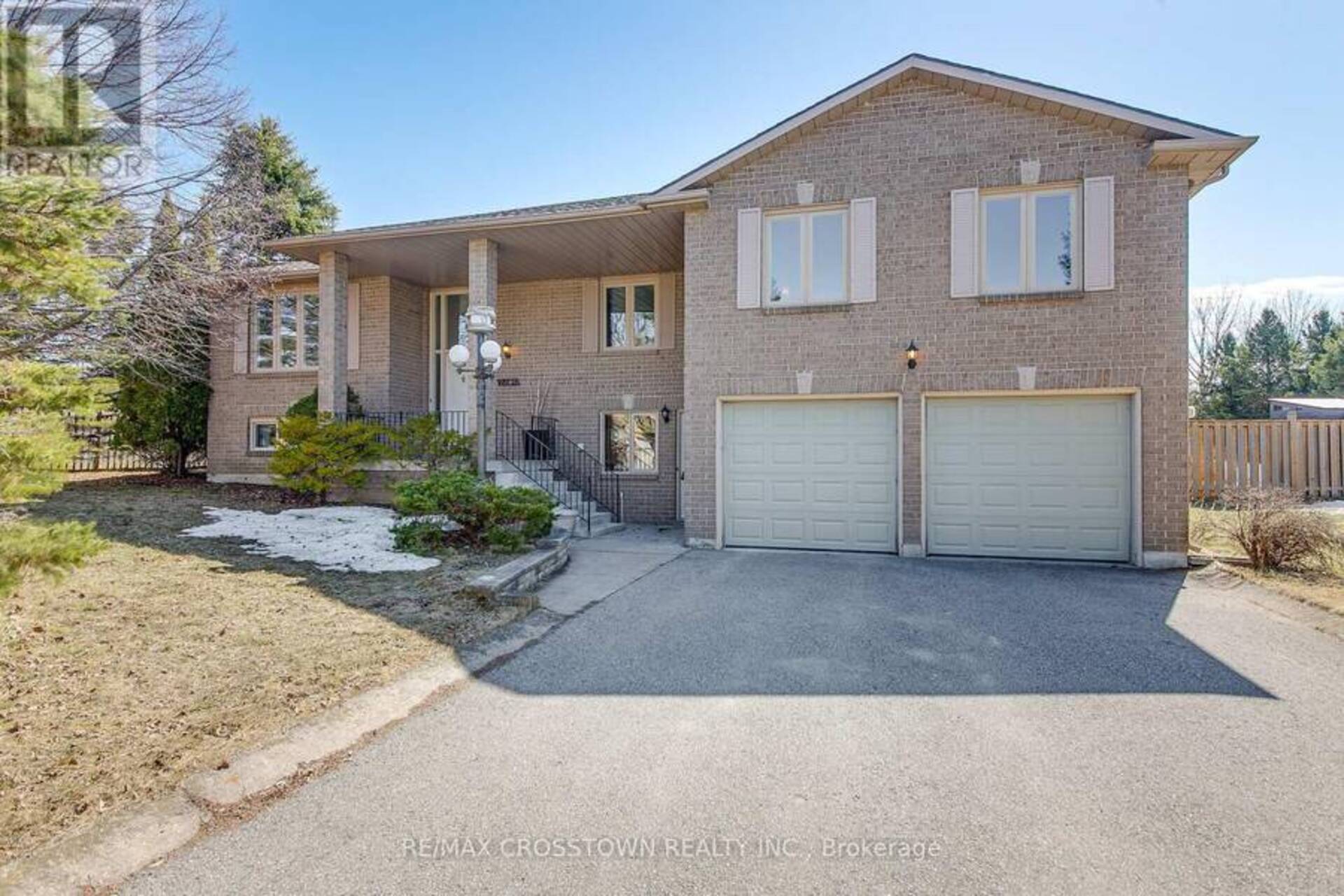 2285 MEADOWLAND STREET Innisfil