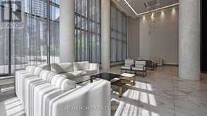 808 - 32 FOREST MANOR ROAD Toronto