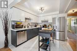 372 SPARROW CIRCLE Pickering