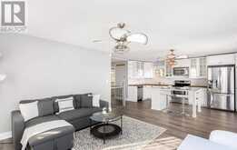 18 1/2 LAKESHORE DRIVE Hamilton