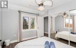 18 1/2 LAKESHORE DRIVE Hamilton