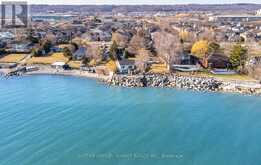 18 1/2 LAKESHORE DRIVE Hamilton