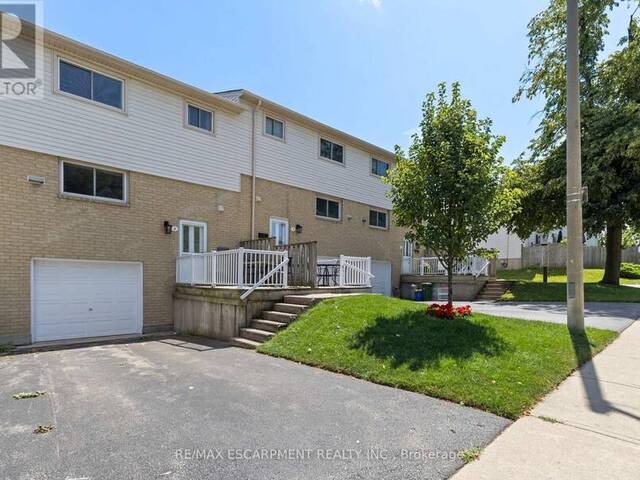 3 - 51 CAROGA COURT Hamilton Ontario