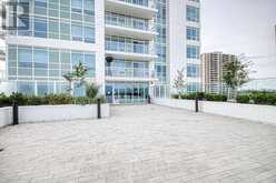 402 - 10 WILBY CRESCENT Toronto