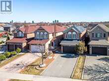 6 FAIRBANK COURT Brampton