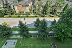 5L - 8 ROSEBANK DRIVE Toronto