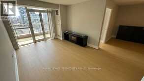 1009 - 123 EGLINTON AVENUE E Toronto