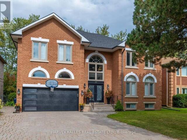 42 GRANGEMILL CRESCENT Toronto Ontario