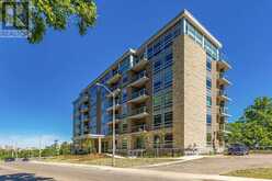 208 - 455 CHARLTON AVENUE E Hamilton