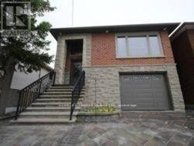 133 ADIS AVENUE Hamilton Ontario