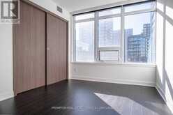 2502 - 17 BATHURST STREET Toronto