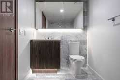 2502 - 17 BATHURST STREET Toronto