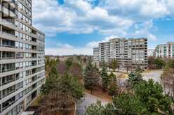 602 - 11 TOWNSGATE DRIVE Vaughan