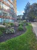 25 FAIRVIEW Road W Unit# UPH 6 Mississauga