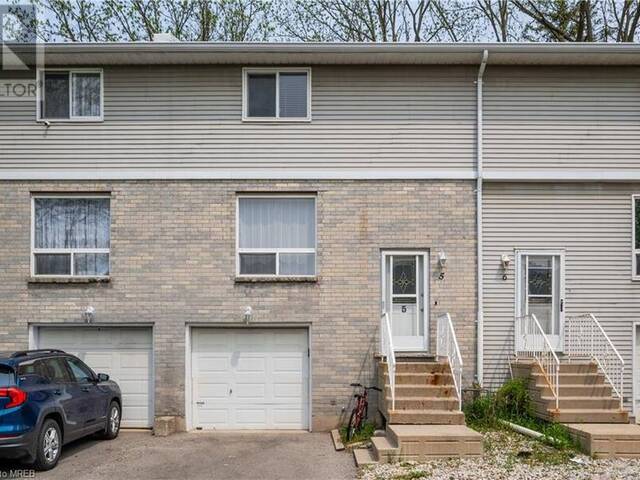 648 DOON VILLAGE Road Unit# 5 Kitchener Ontario