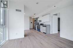 3200 DAKOTA Common Unit# B813 Burlington