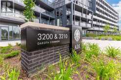 3200 DAKOTA Common Unit# B813 Burlington