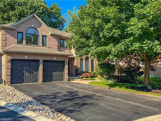 25 CLUSTER OAK Place Brampton Ontario