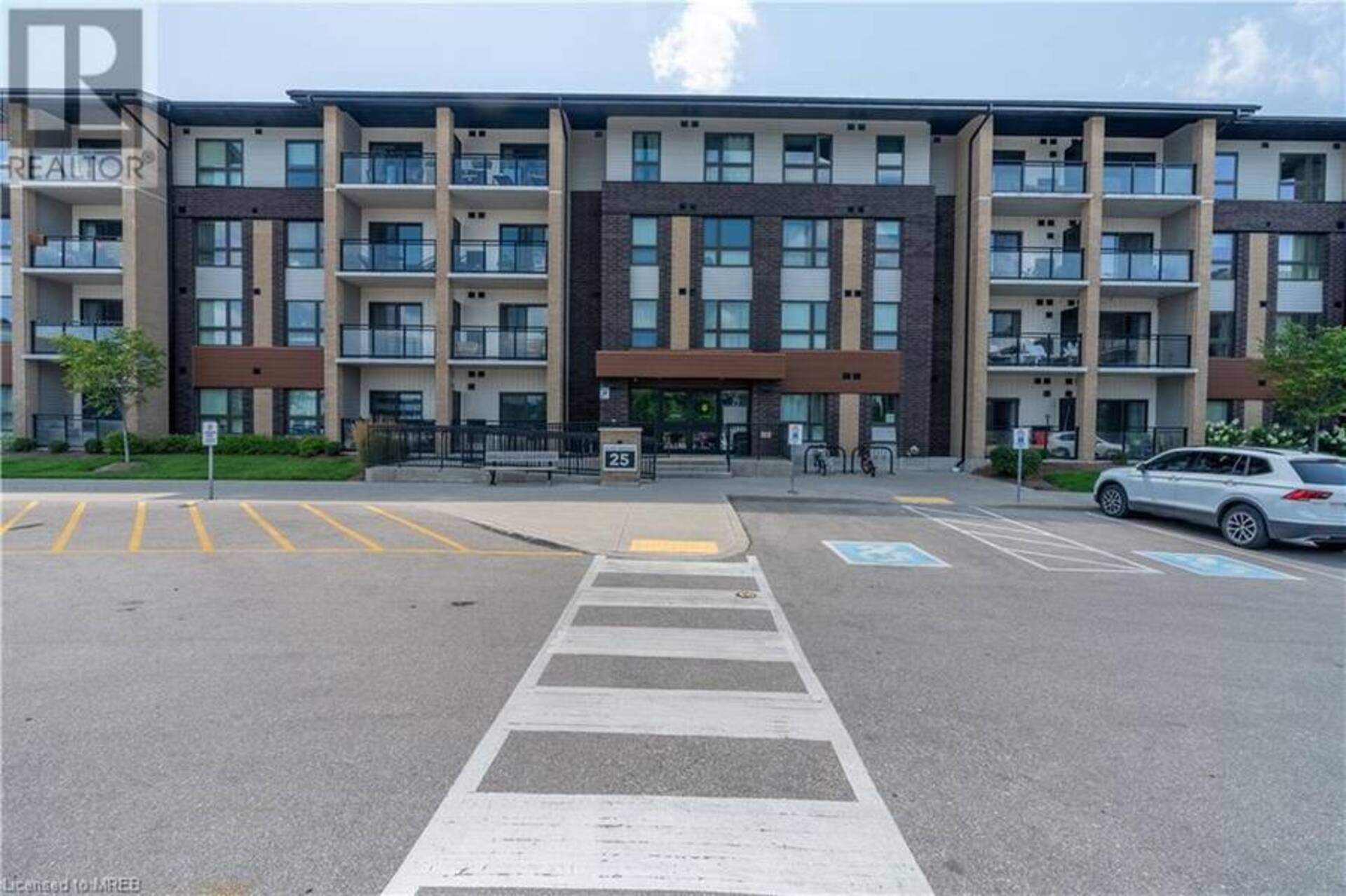 25 KAY CRES Crescent Unit# LL14 Guelph