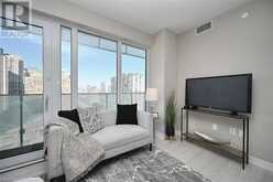 3883 QUARTZ Road Unit# 1103 Mississauga