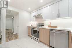 18 HOLLYWOOD Avenue Unit# 401 Toronto