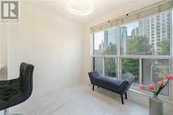 18 HOLLYWOOD Avenue Unit# 401 Toronto